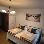 Lamija Jesenice U Rakovnika 게스트하우스 3*
