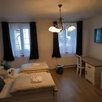게스트하우스 Lamija Jesenice U Rakovnika
