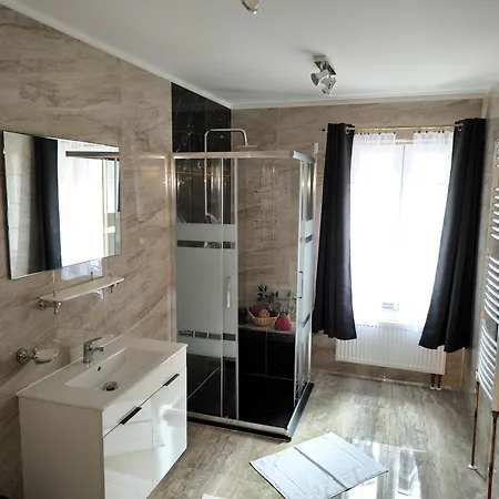 招待所 Lamija Jesenice U Rakovnika Rakovník