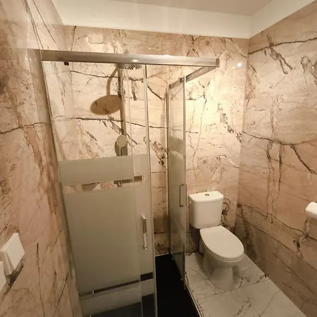 Lamija Jesenice U Rakovnika Guest house 3*